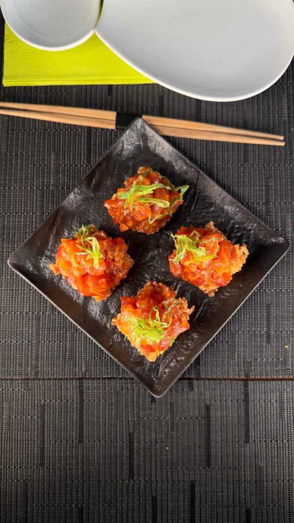 Spicy tonno Oshizushi in tempura